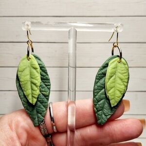 Leaf Design Earrings in Green and Gold